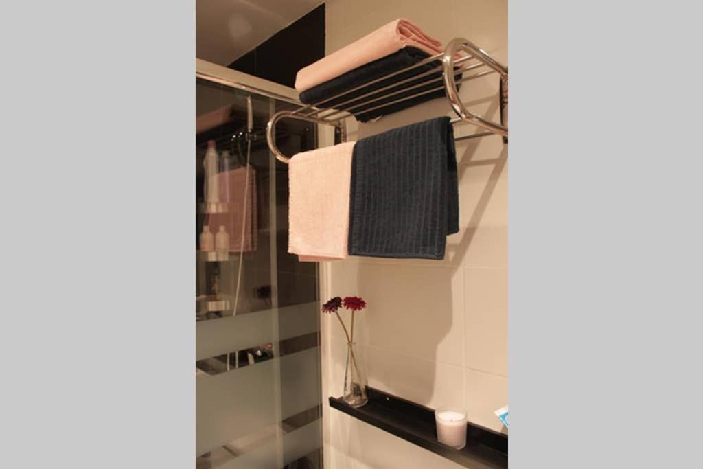 Apartamento Completo, 2Min De La Playa Malaga Bagian luar foto