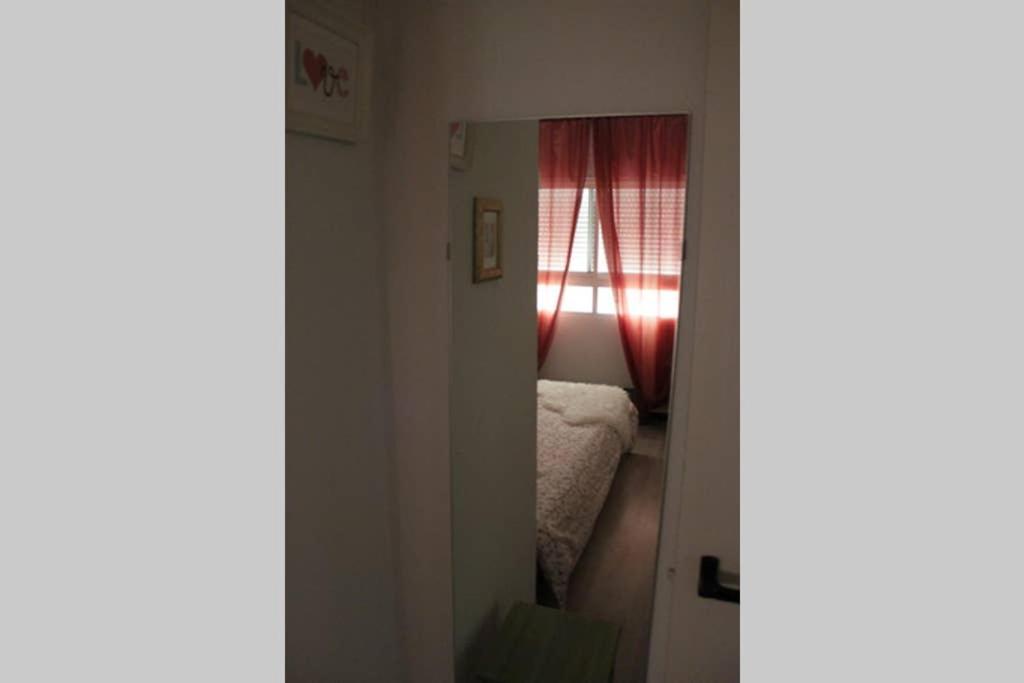 Apartamento Completo, 2Min De La Playa Malaga Bagian luar foto